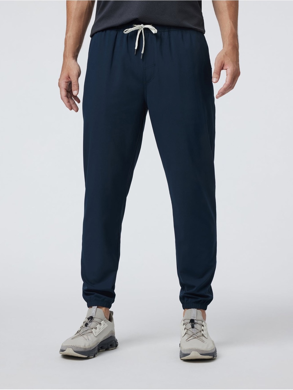 Vuori Mens Kore Joggers in Ink
